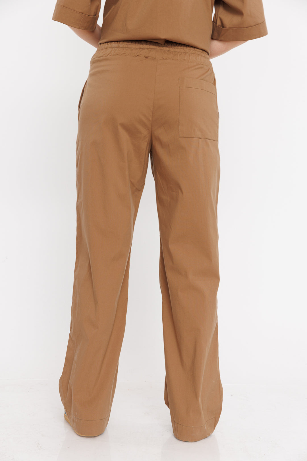 מכנסיים עם חגורת מותן כפולה Margalit בצבע חום