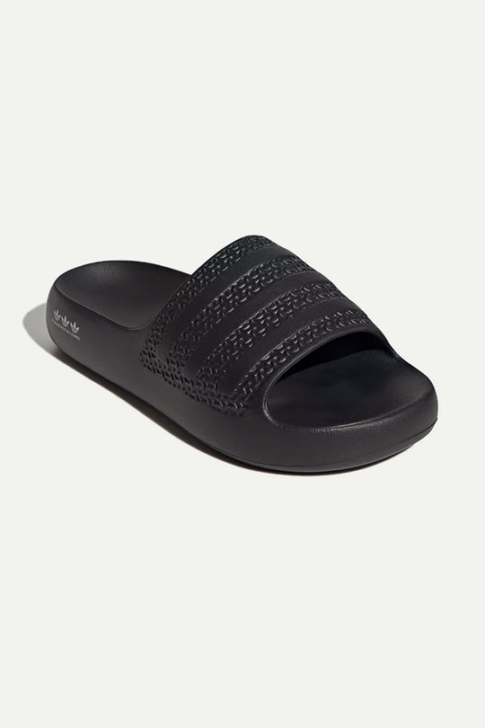 כפכפי סלייד ADILETTE AYOON בצבע שחור